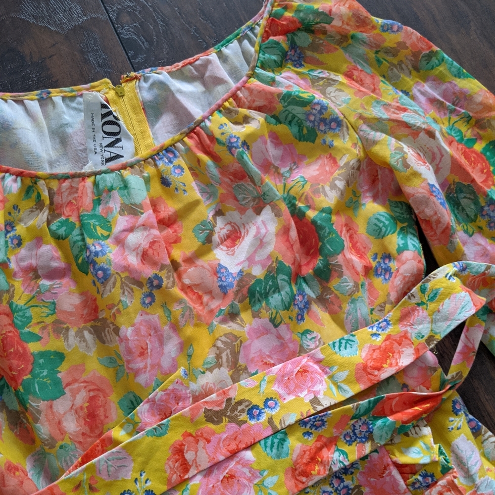 7 piece vintage clothing lot - price is for ALL!